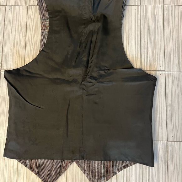 Reversible Wool Vest - Picture 6 of 7